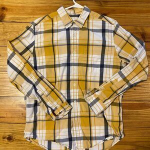 American Eagle Plaid Everyday Button-Up Shirt